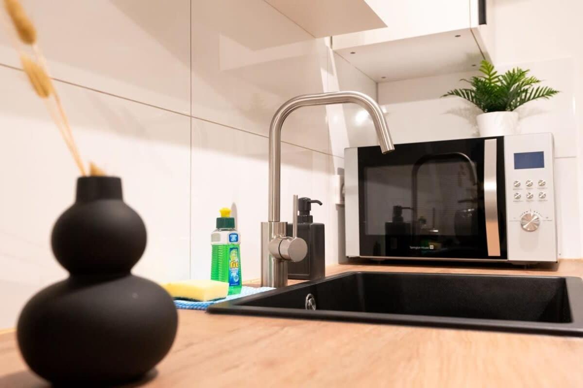 Hamburg City Apartment For 5 מראה חיצוני תמונה
